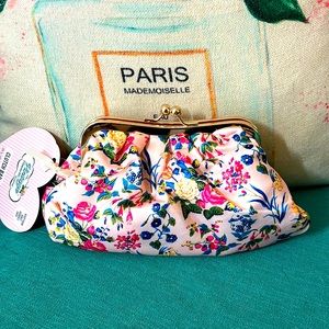 Clutch bag retro style. New with tag.